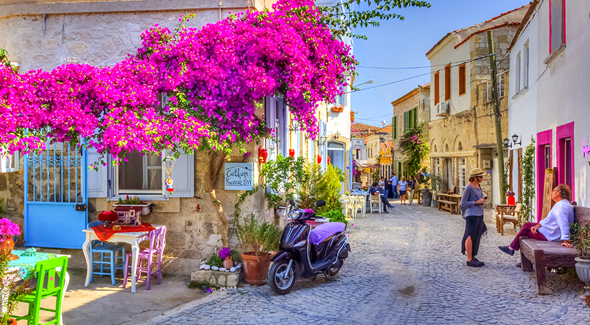 Bozcaada Ayvalık Cunda Turu | 1 Gece Otel Konaklamalı | İstanbul Hareketli